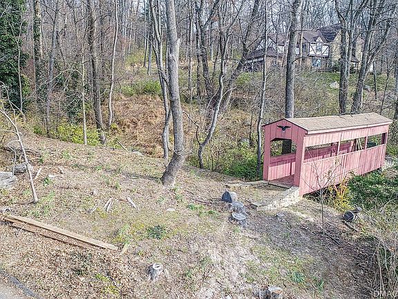 5th image of 4612 Old National Pike