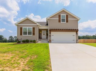 1212 Angus Way, Greenbrier, TN 37073