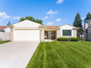 18162 Filmore St, Southfield, MI