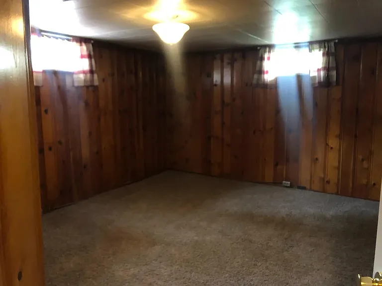 1040 S 900 E — Photo 20