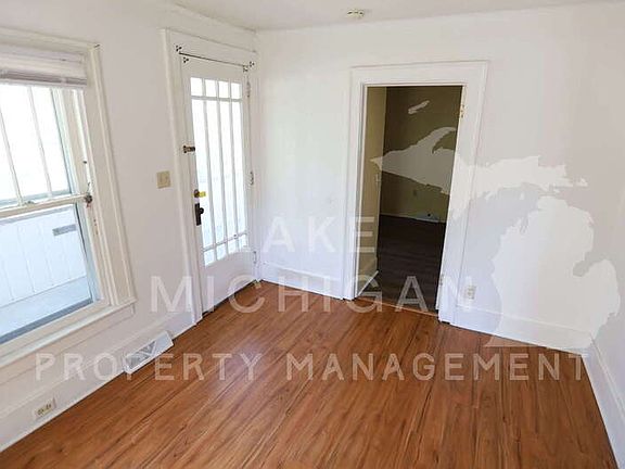 3rd image of 2034 Edgewood Ave NE