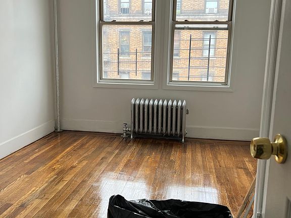 2nd image of 3042 Hull Ave #1D