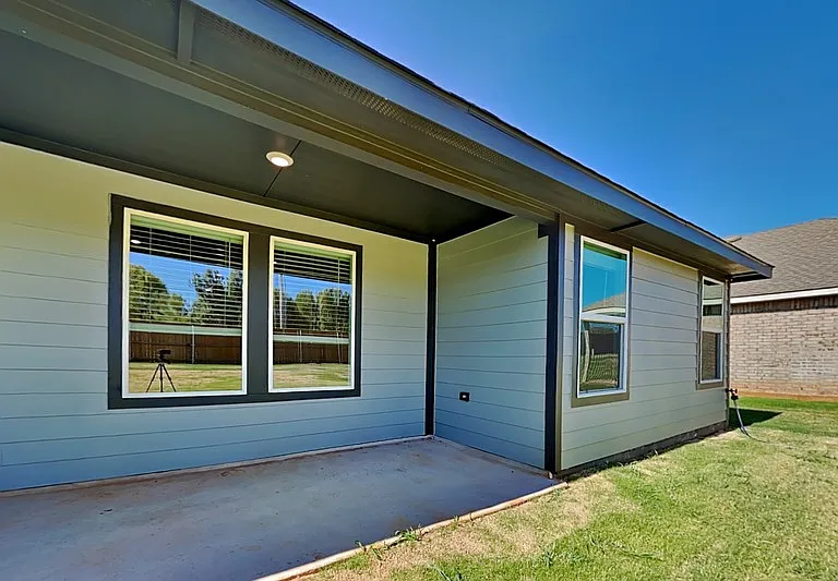 11724 SW 29th Ter — Photo 16