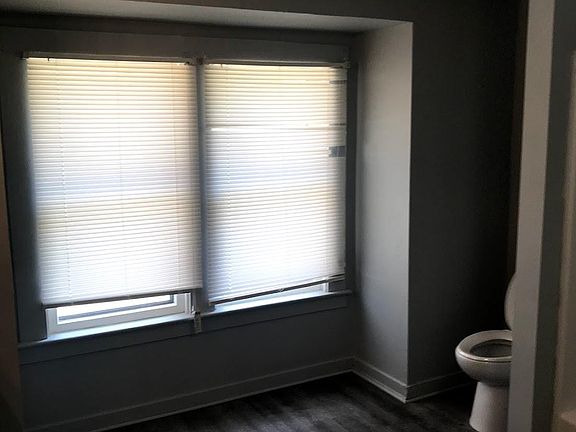 3rd image of 1506 Northmoreland Blvd #1