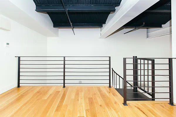 Rented by Nooklyn NYC LLC | media 41