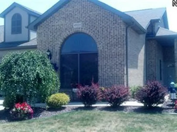 49331 Eagle Dr, East Liverpool, OH 43920