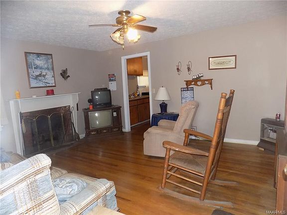 2nd image of 1315 County Road 42