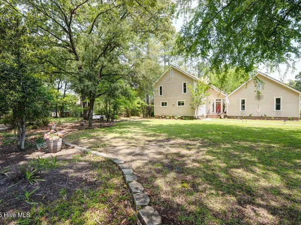 216 Plantation Drive, New Bern, NC 28562