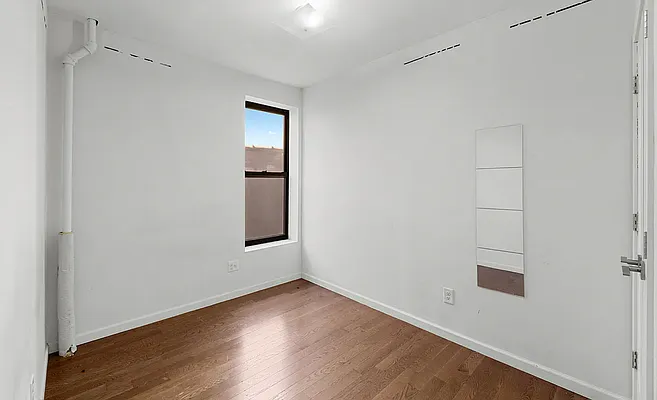 Rented by REAL New York | media 20