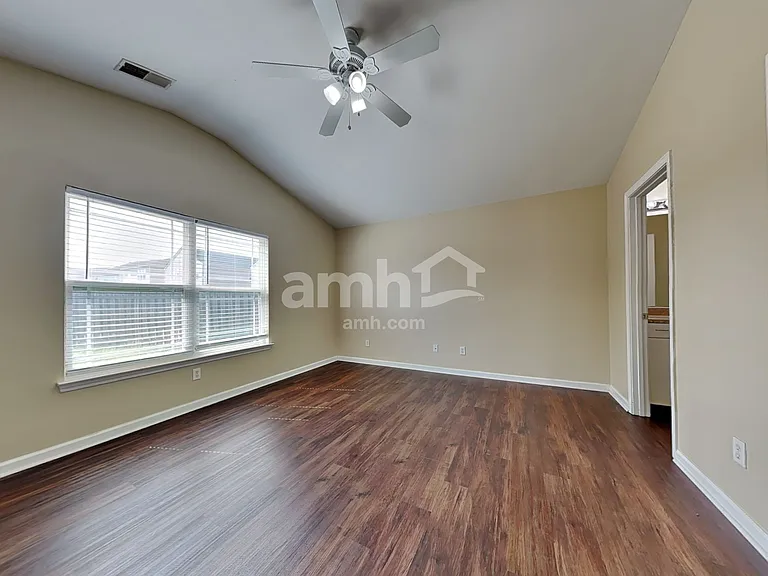 117 Lake Pointe Dr — Photo 12