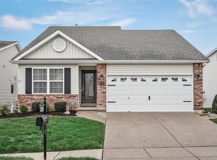 1145 Silo Bend Dr, Wentzville, MO 63385
