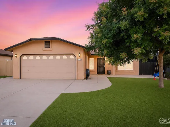 1033 Hazelnut St, Wasco, CA 93280