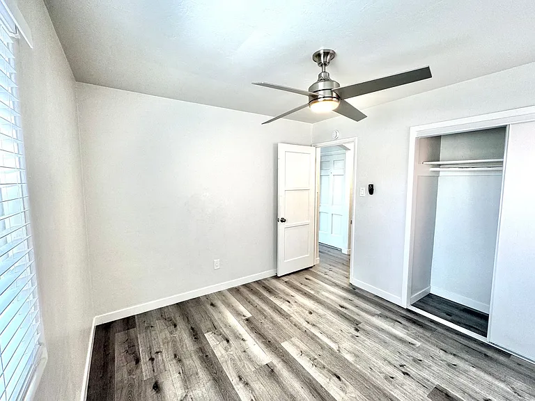 Ayana Apartments — Photo 13