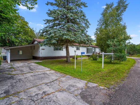 1105 8th Ln, Minden Hills, ON K0M 2K0
