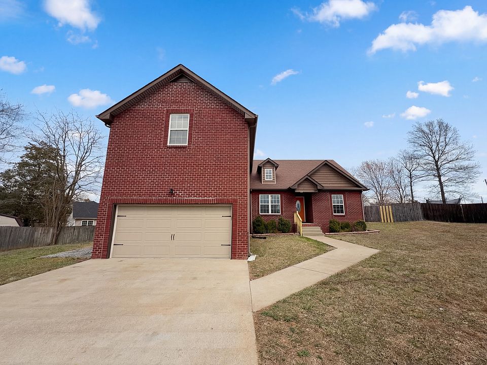 1st image of 353 Chestnut Grove Ct