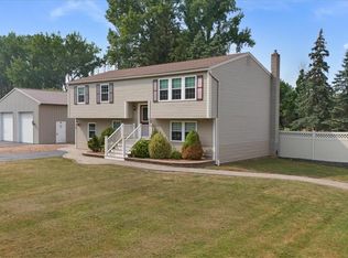 2187 Kenyon Rd, Ontario, NY 14519