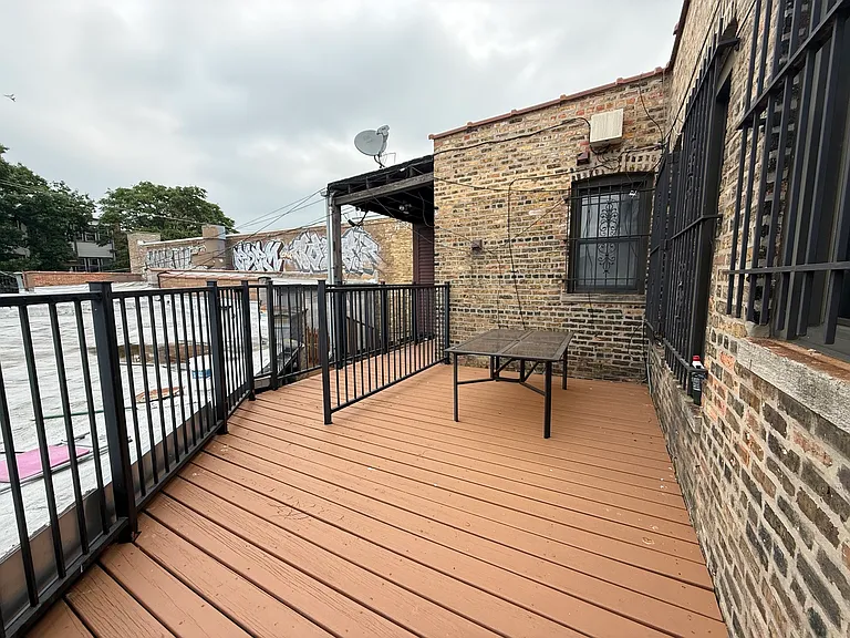 1524 W Jarvis Ave #2B — Photo 15
