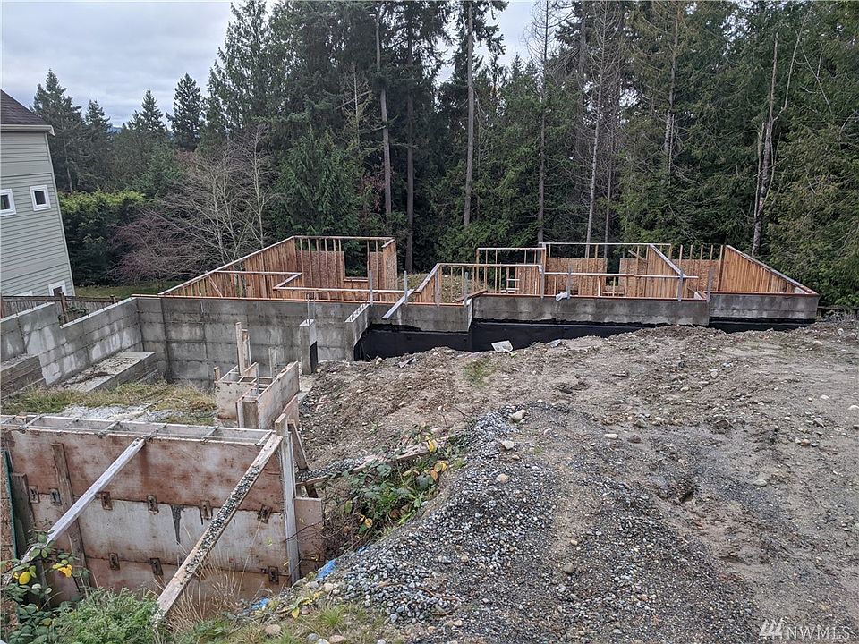 1st image of 35 210th Pl NE
