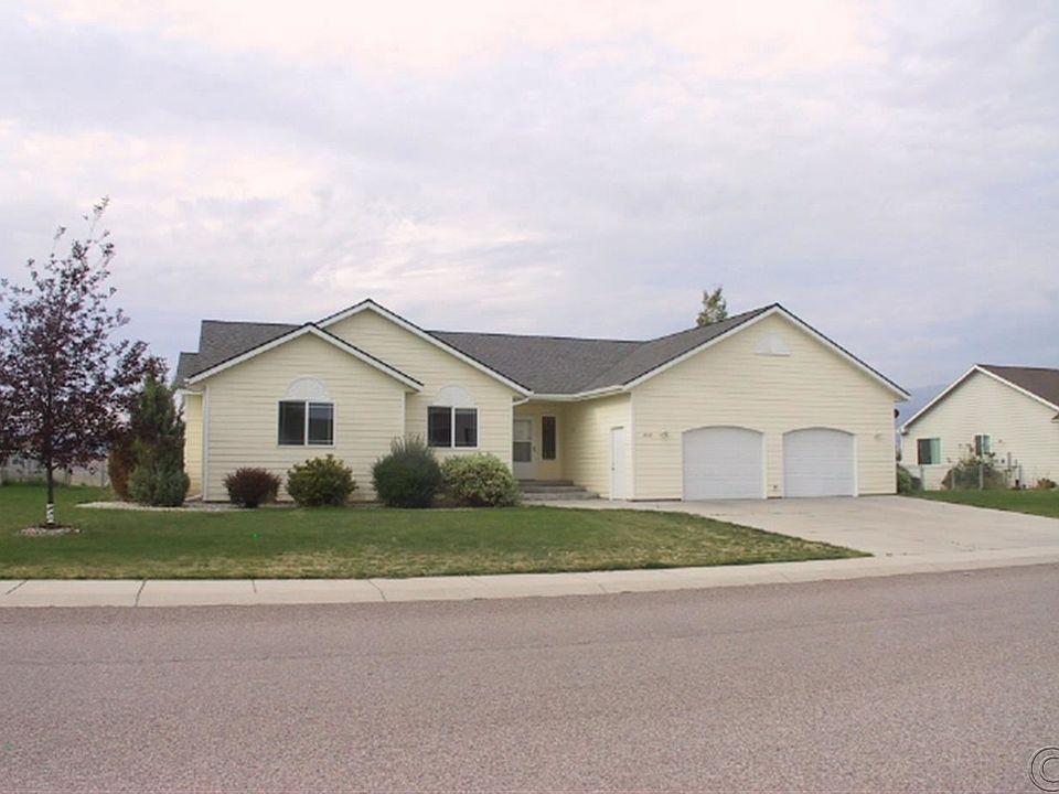 1st image of 4843 Christian Dr