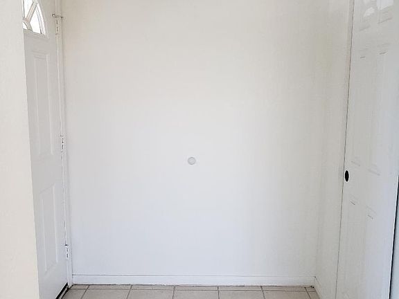 4th image of 68412 Descanso Cir