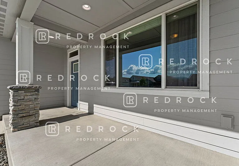 1725 N Meyers Ct — Photo 7
