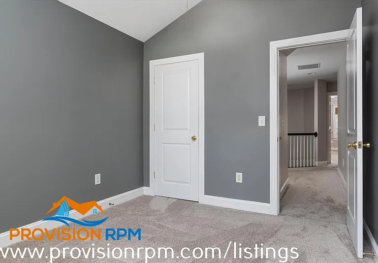 618 Cypress Ln — Photo 17