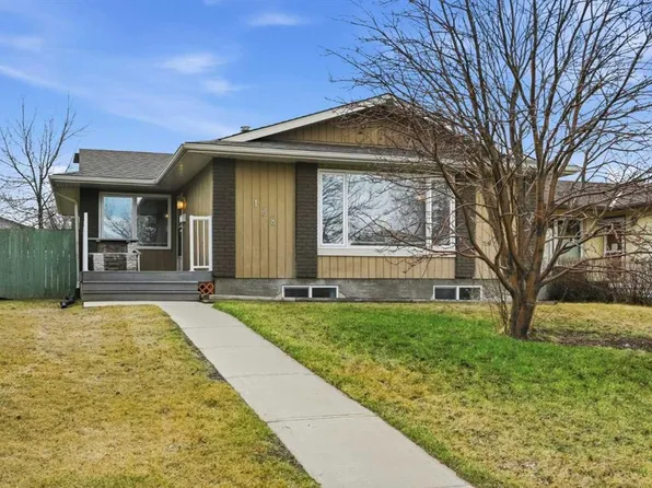 138 NE Midcrest Cres SE, Calgary, AB T2X 1B6