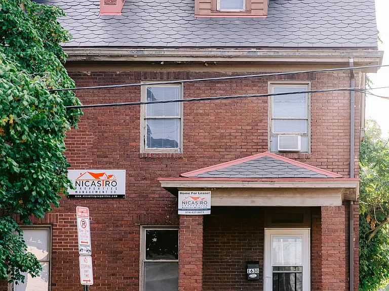 1638 Indianola Ave — Photo 22