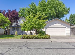 1116 SW Kokanee Ln, Grants Pass, OR 97527