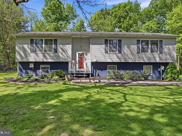 162 Jackson Rd, Gettysburg, PA 17325