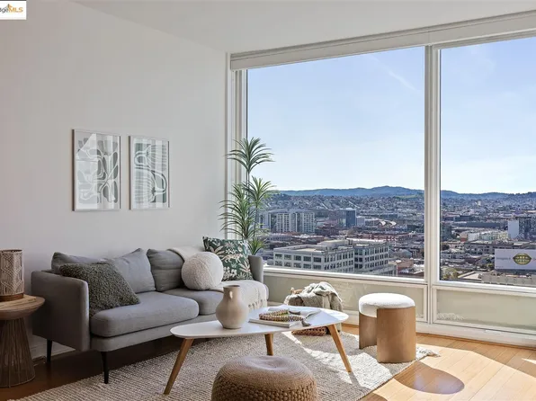 425 1st St Unit 1904, San Francisco, CA 94105