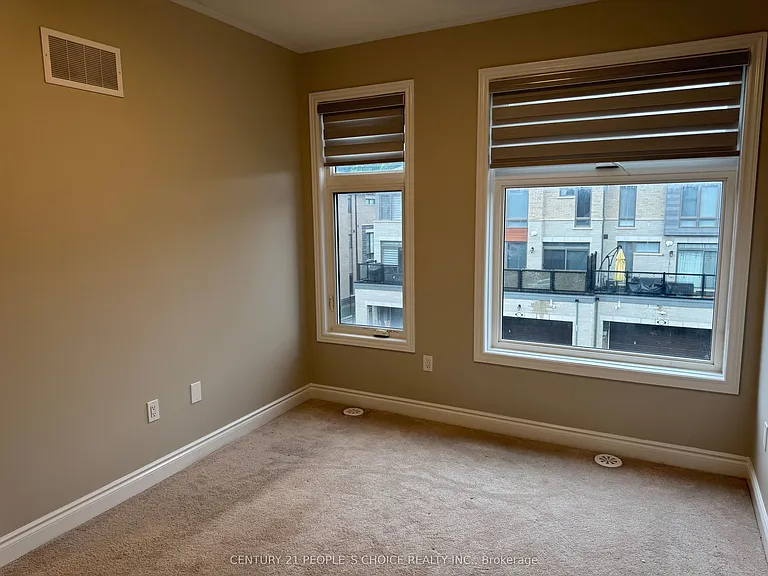 2518 Littlefield Cres — Photo 23