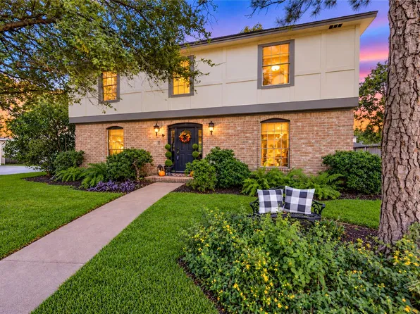 11423 Inwood Dr, Houston, TX 77077