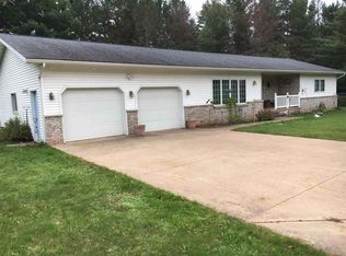 1005 River Ridge Dr, Ishpeming, MI 49849