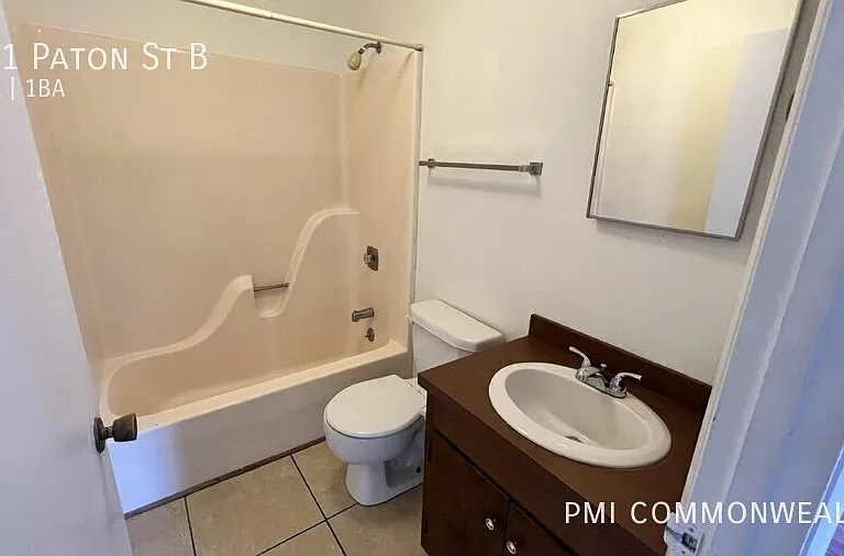 301 Paton St #B — Photo 2