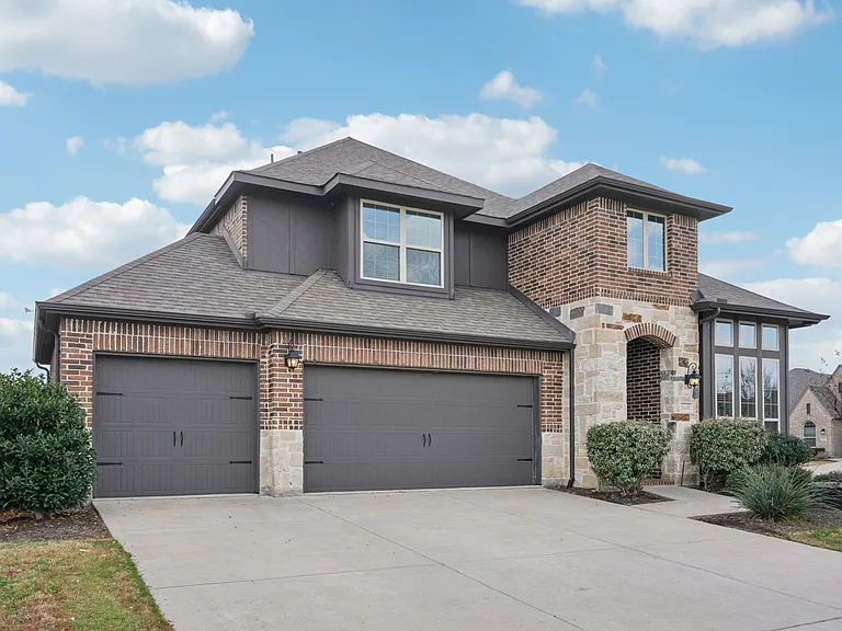16400 Olmstead Park Blvd — Photo 3