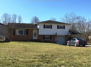 1141 Scenic Dr, Milton, WV 25541