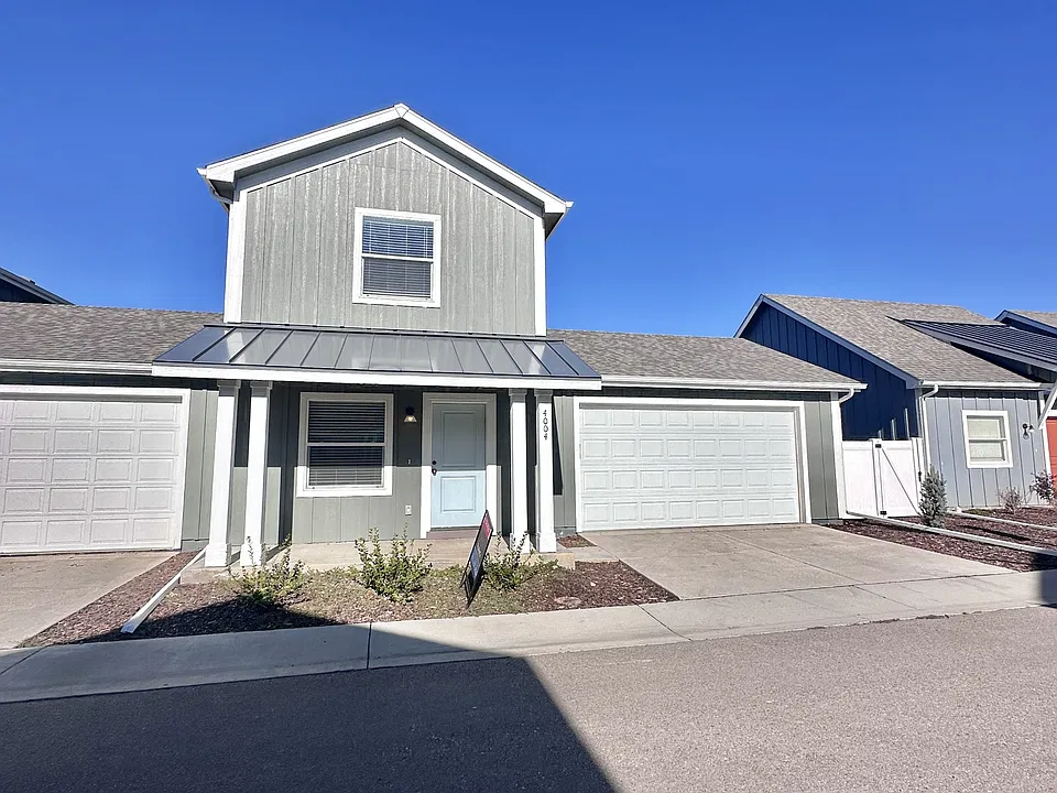 4004 Blue Pine Ln #1