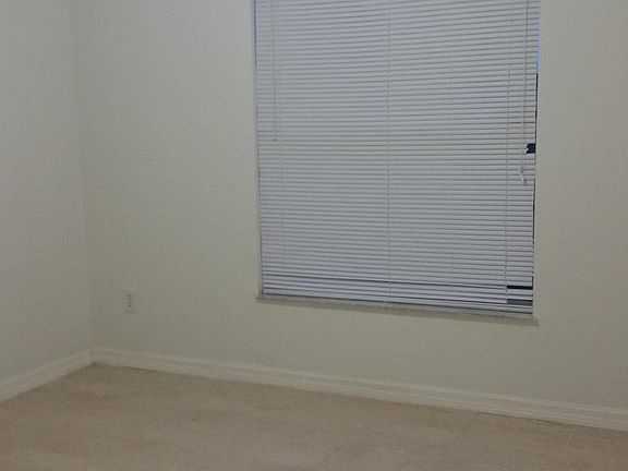 5th image of 208 Homer Ave S