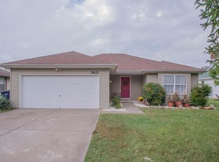 3821 W Hovey Rd, Springfield, MO 65803