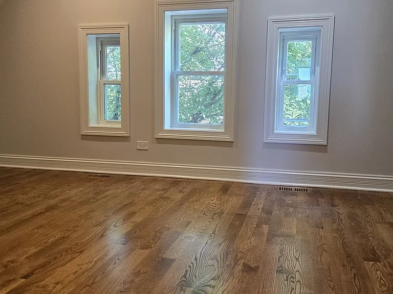 2309 N Leavitt St #3 — Photo 7