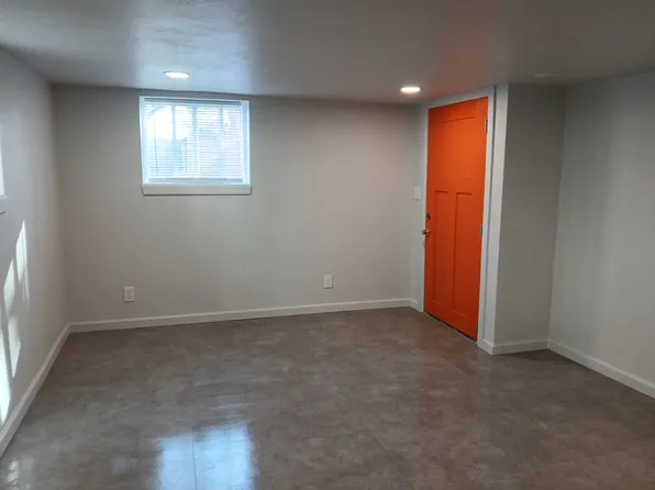 307 S Lewis St APT 4, Stillwater, OK 74074