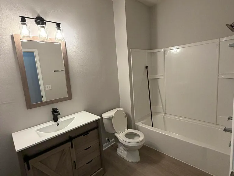 8201 Green Parrot Rd #106 — Photo 29