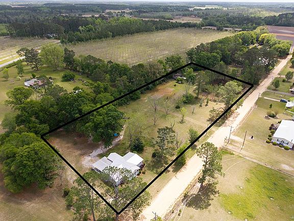 3rd image of 187 Jefferson Rd