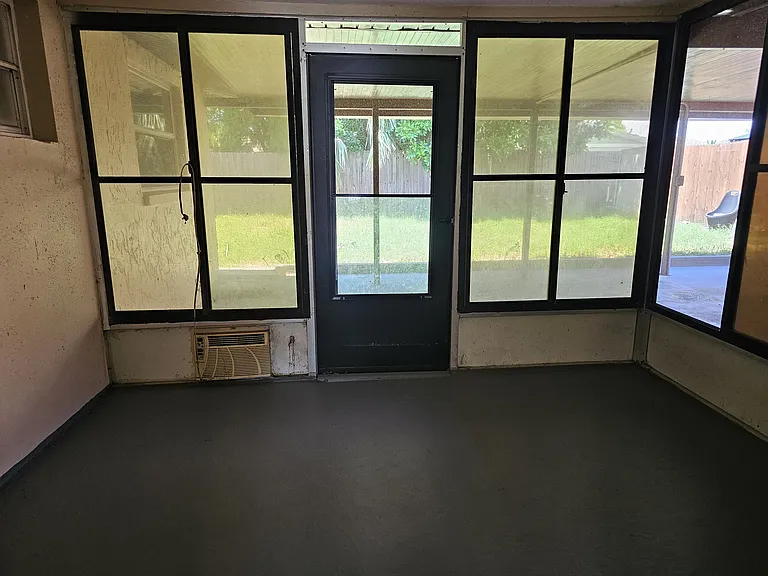 3521 Allandale Dr — Photo 18