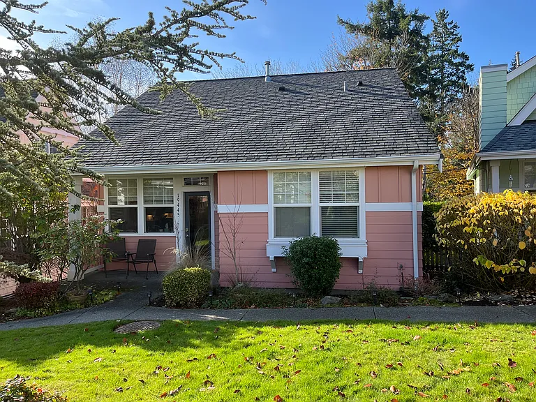19445 1st Ave NE — Photo 3