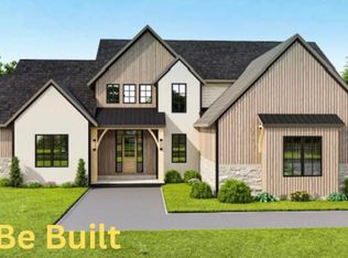 5177 Oak Ridge Ct, Bettendorf, IA 52722