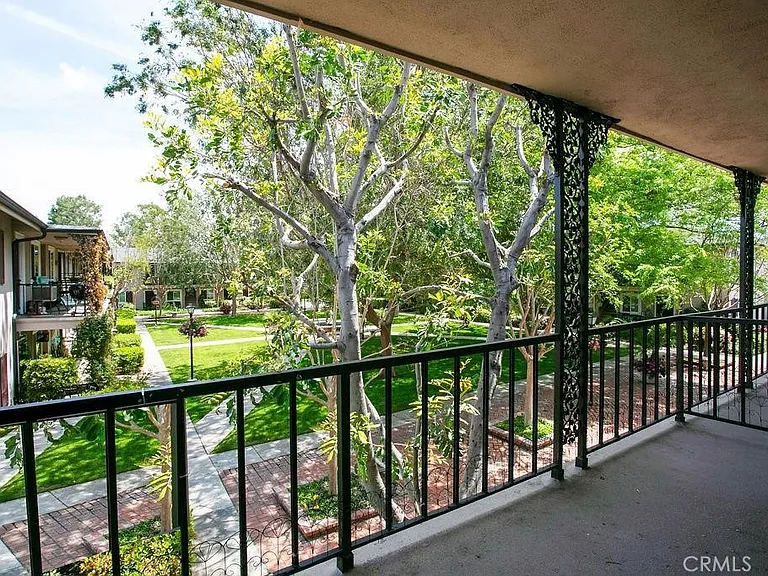 660 S Glassell St #88 — Photo 26