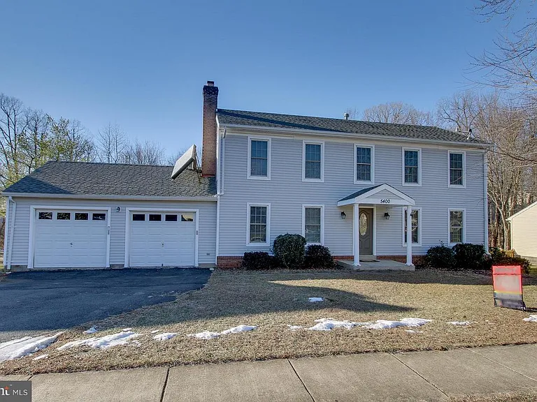 5400 Hampton Forest Way — Photo 2