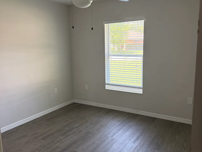 13805 SE 41st Ct — Photo 8